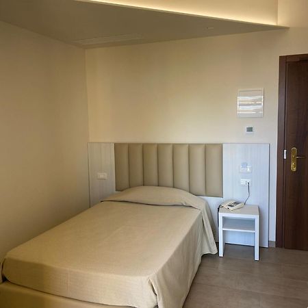 Hotel Vittoria Vasto Ngoại thất bức ảnh